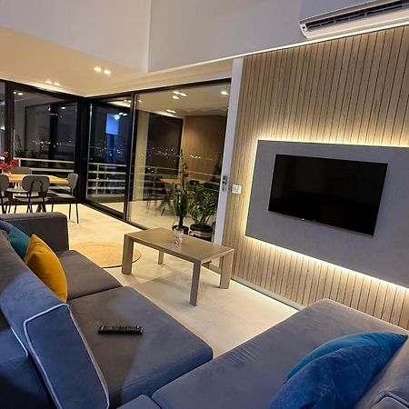 Best View Apartment Vlore Luaran gambar