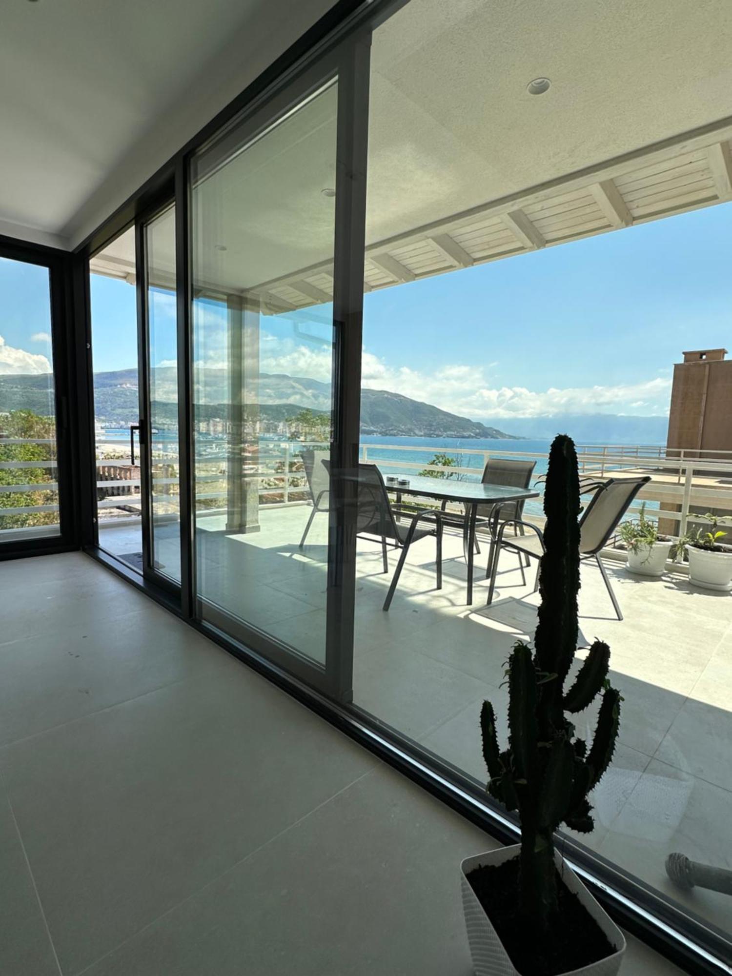 Best View Apartment Vlore Luaran gambar