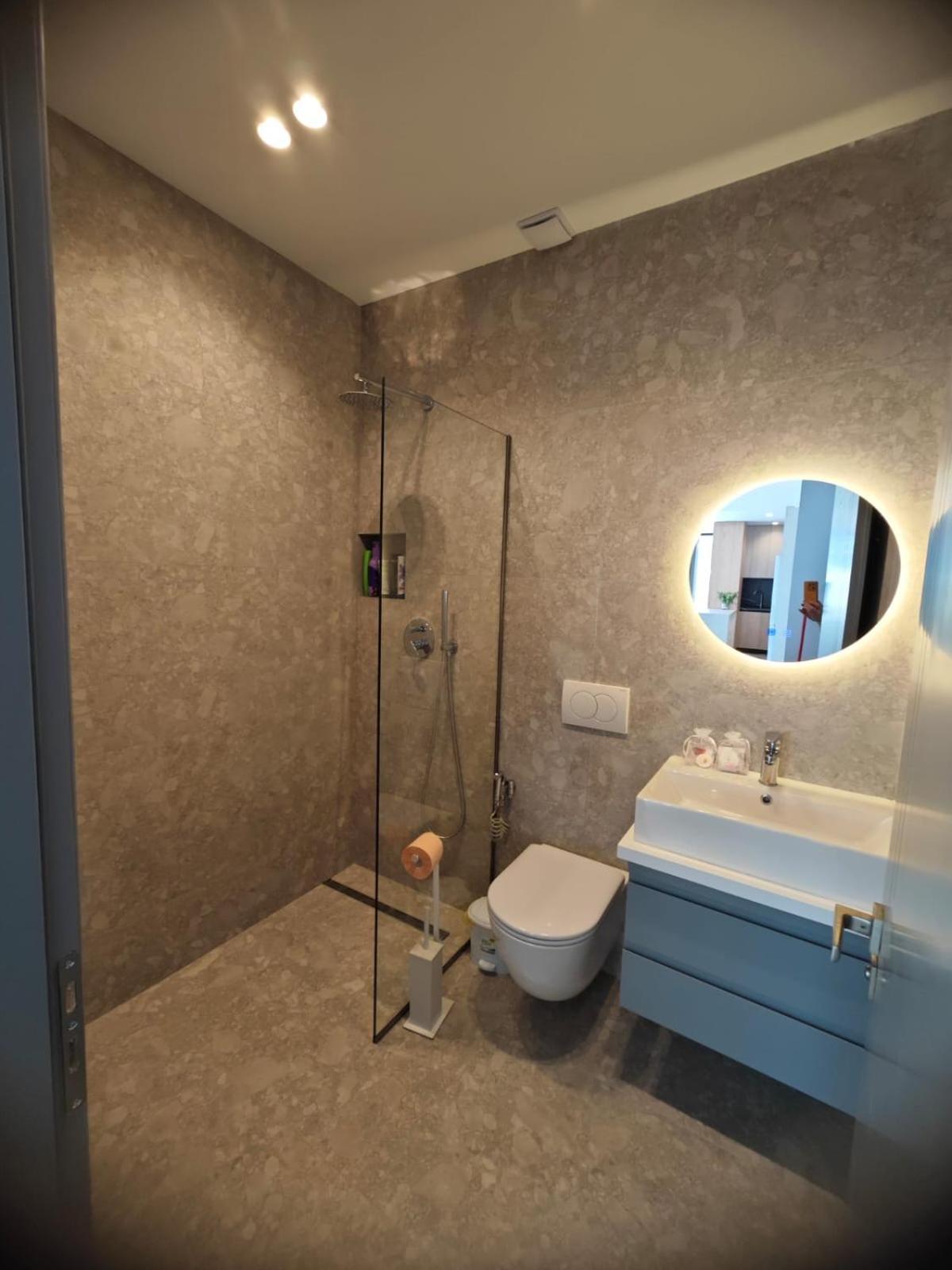 Best View Apartment Vlore Luaran gambar
