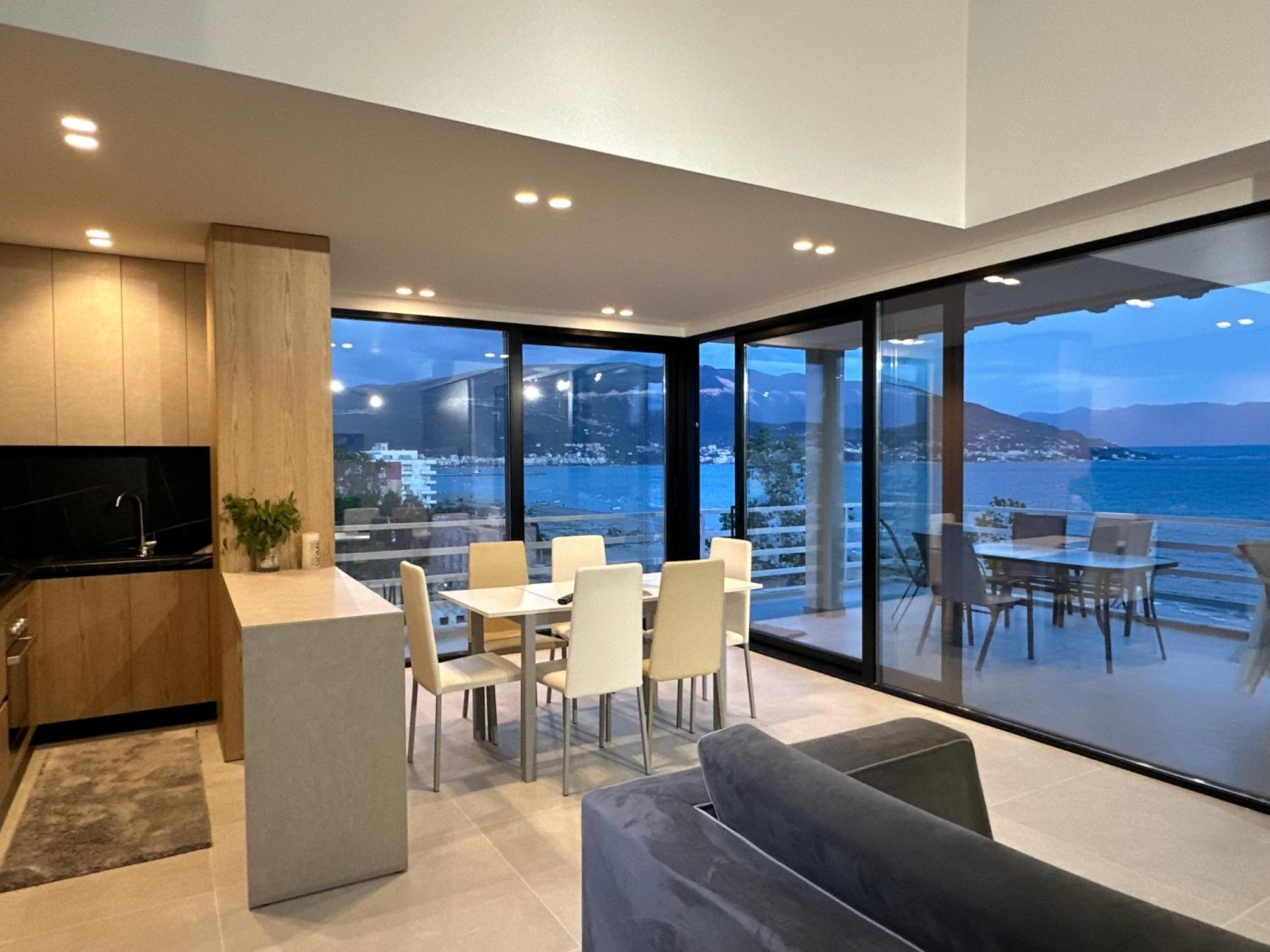 Best View Apartment Vlore Luaran gambar