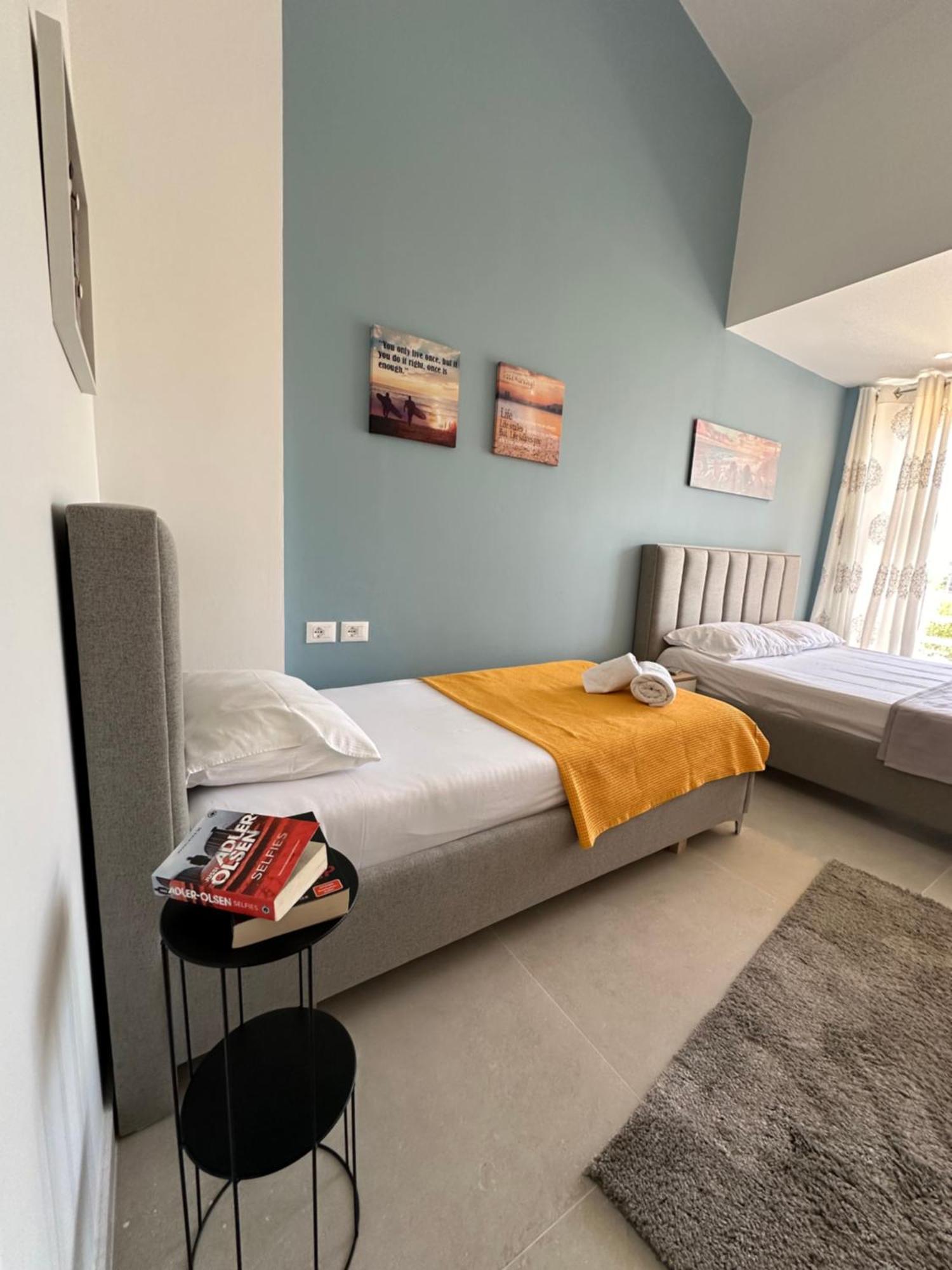 Best View Apartment Vlore Luaran gambar