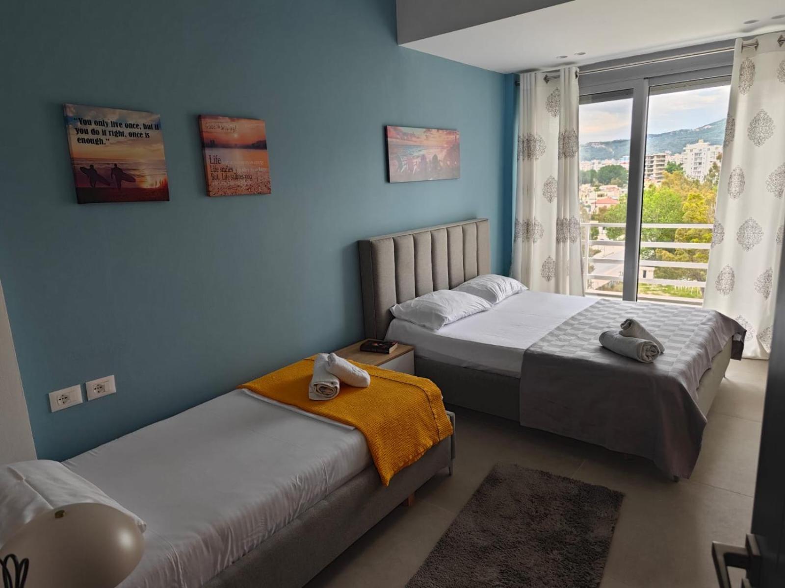 Best View Apartment Vlore Luaran gambar