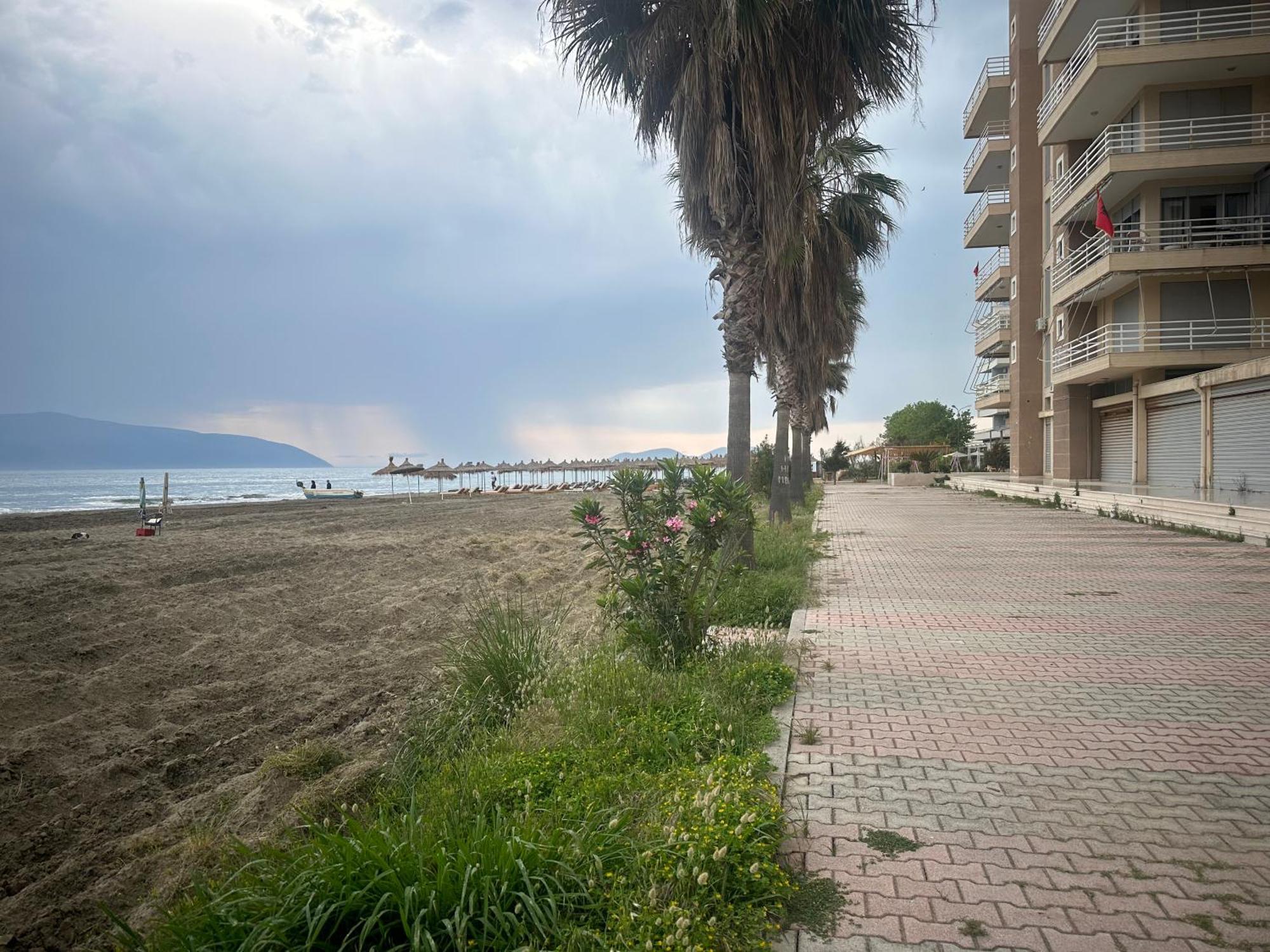 Best View Apartment Vlore Luaran gambar