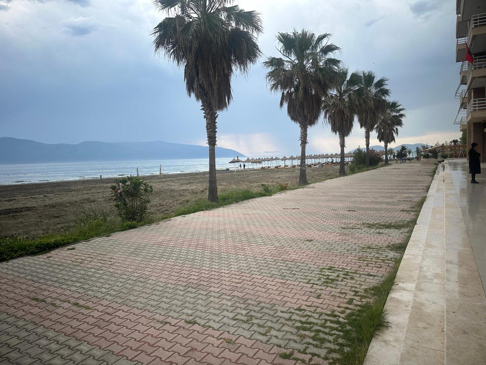 Best View Apartment Vlore Luaran gambar