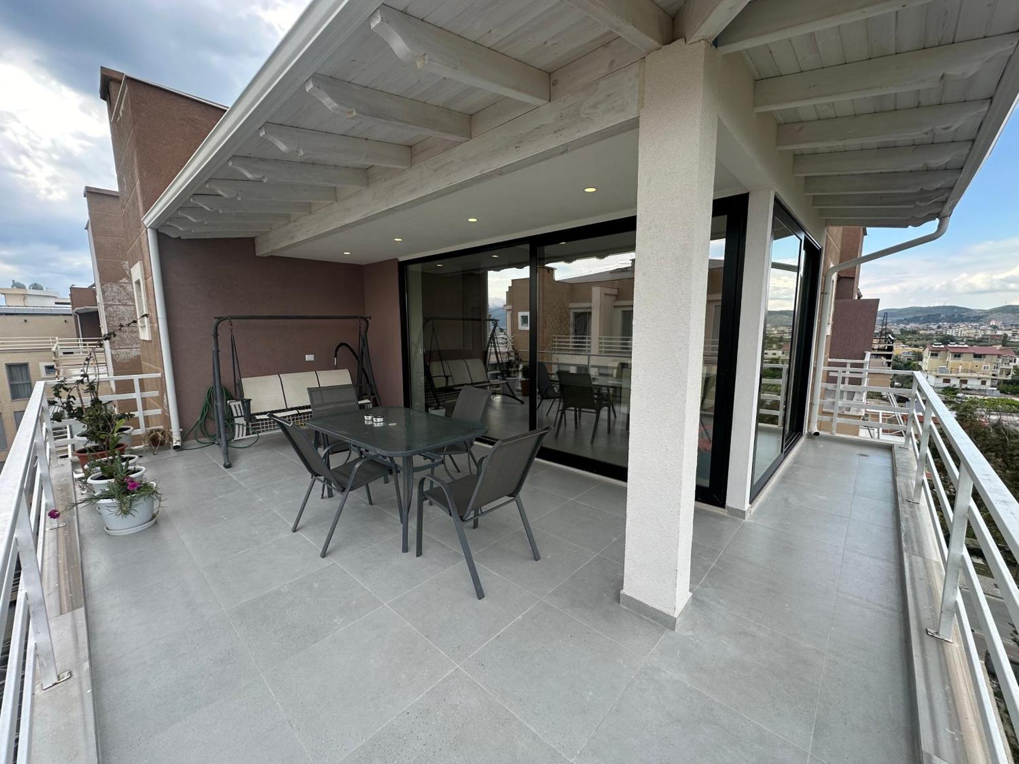 Best View Apartment Vlore Luaran gambar