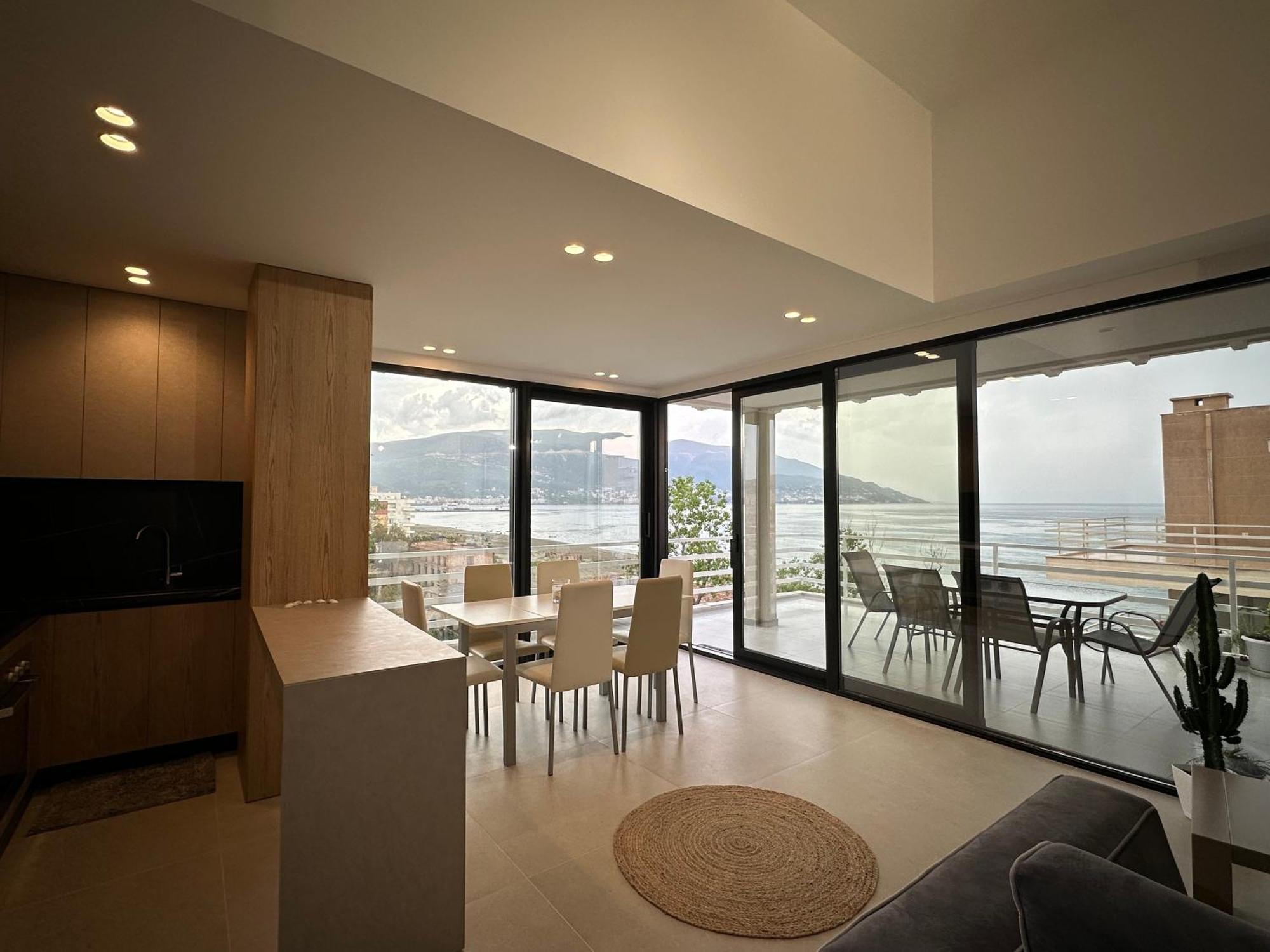 Best View Apartment Vlore Luaran gambar