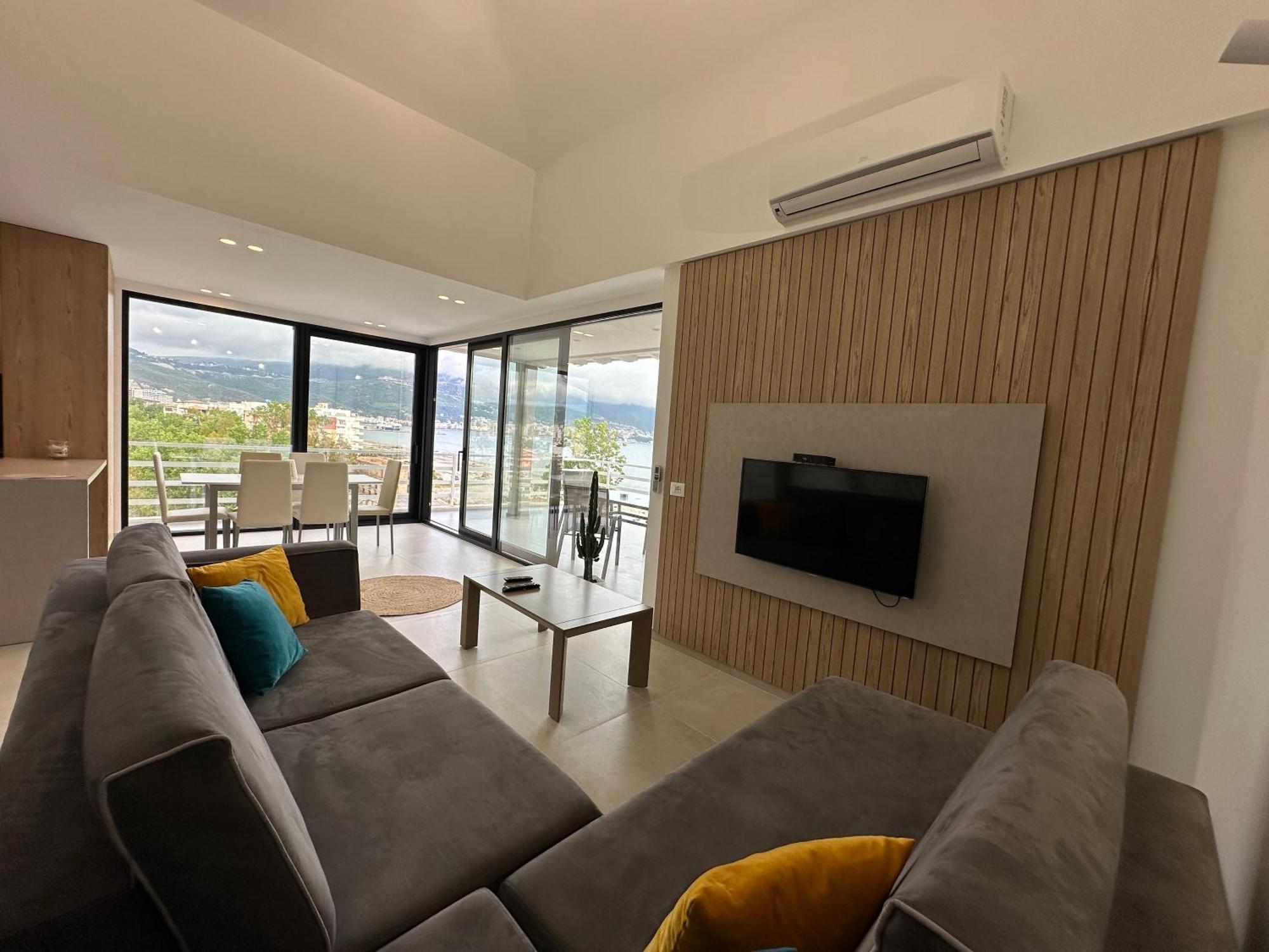 Best View Apartment Vlore Luaran gambar