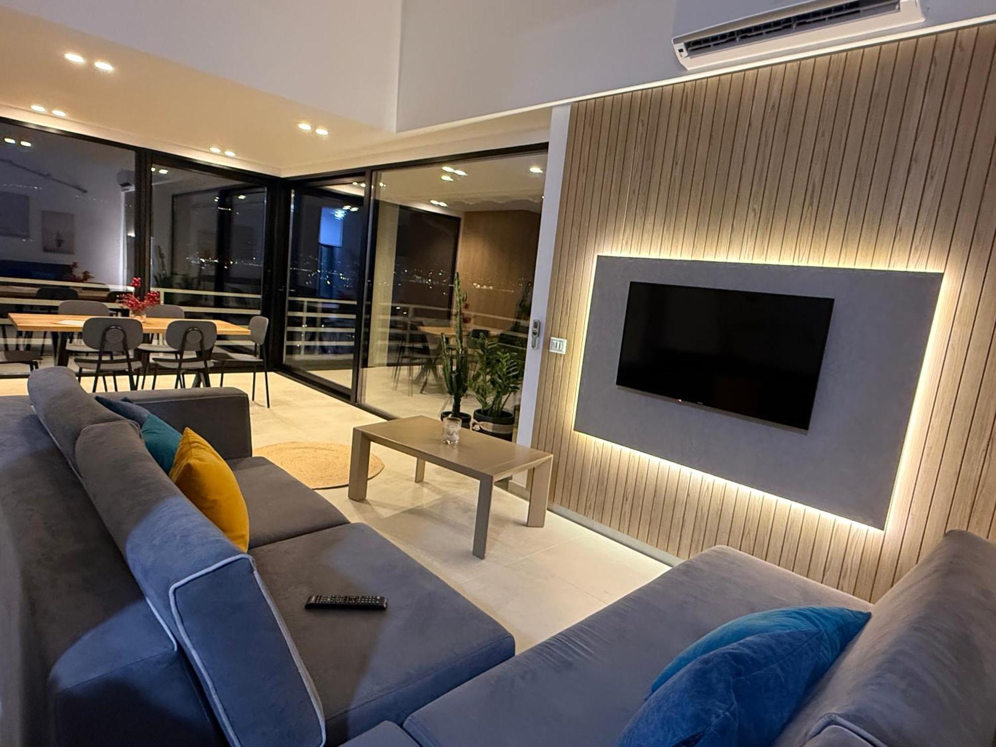 Best View Apartment Vlore Luaran gambar