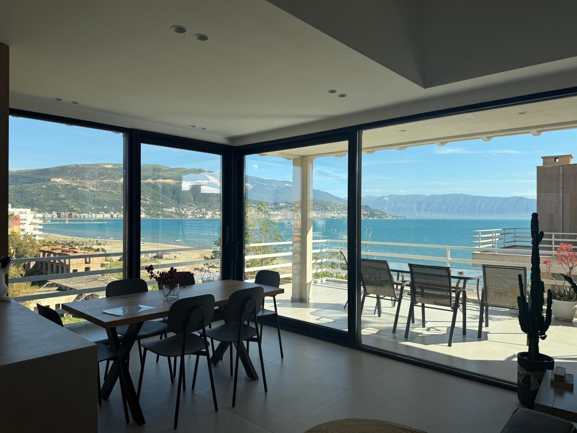 Best View Apartment Vlore Luaran gambar